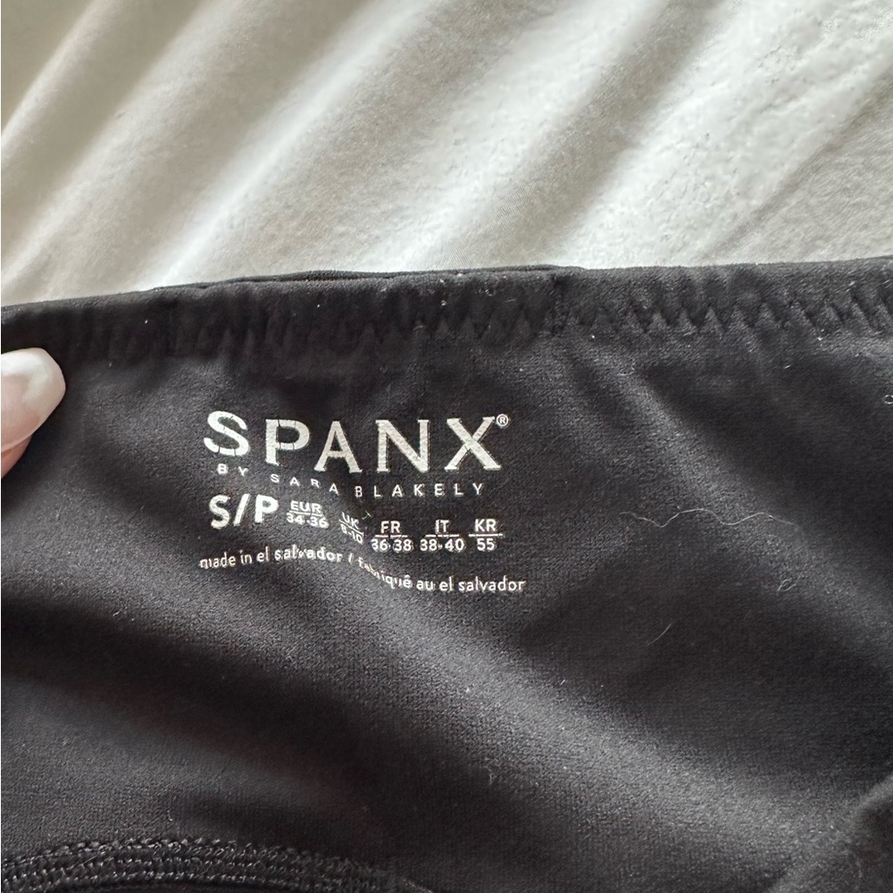 Spanx Booty Boost Active Leggings size S - Picture 7 of 9